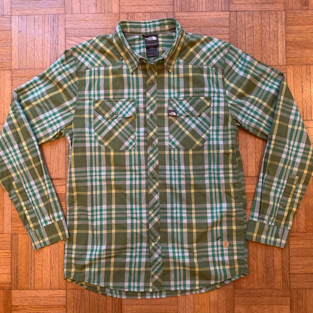 Men's The North Face Green Button Up Shirt, S - Picture 2 of 6